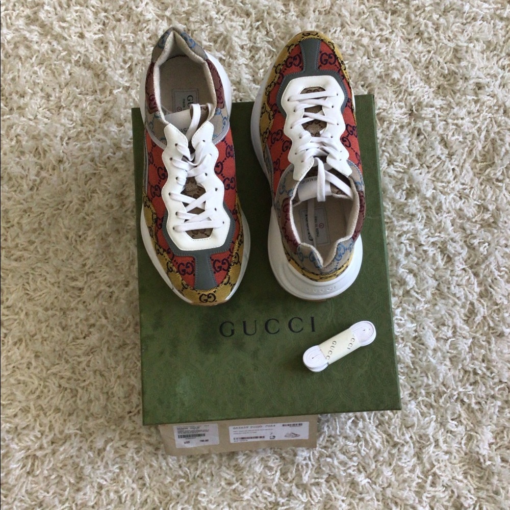 Gucci Sneakers- Canvas- Men Size 7 Authentic